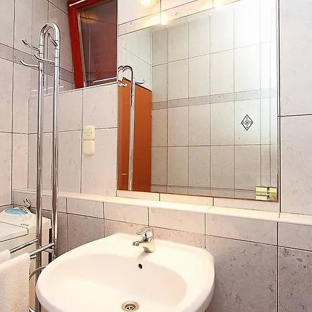 Sabina Apartament *