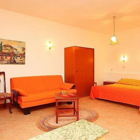 Apartament Sabina