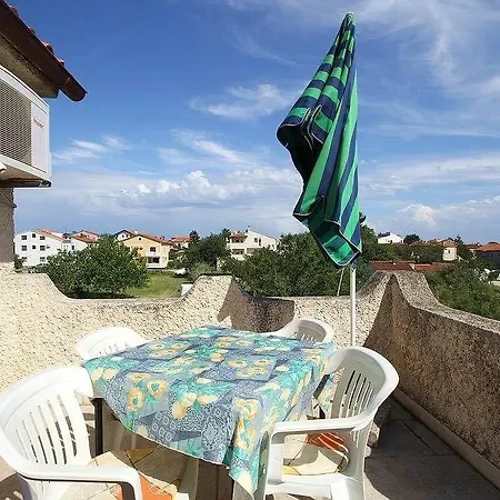 Sabina Apartament *